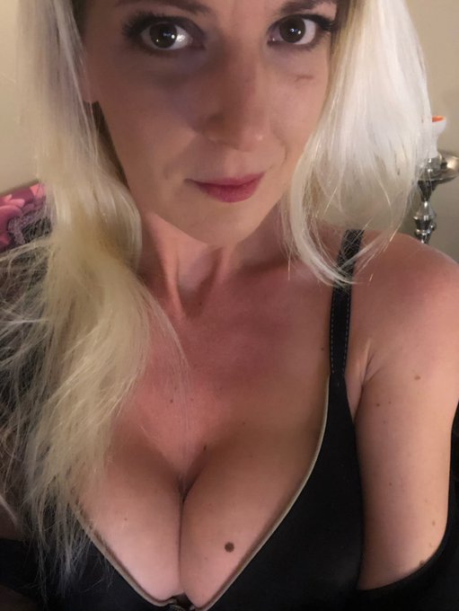 Hey There! I know it&rsquo;s been a minute. Whatcha think? https://t.co/q7x639VEwZ