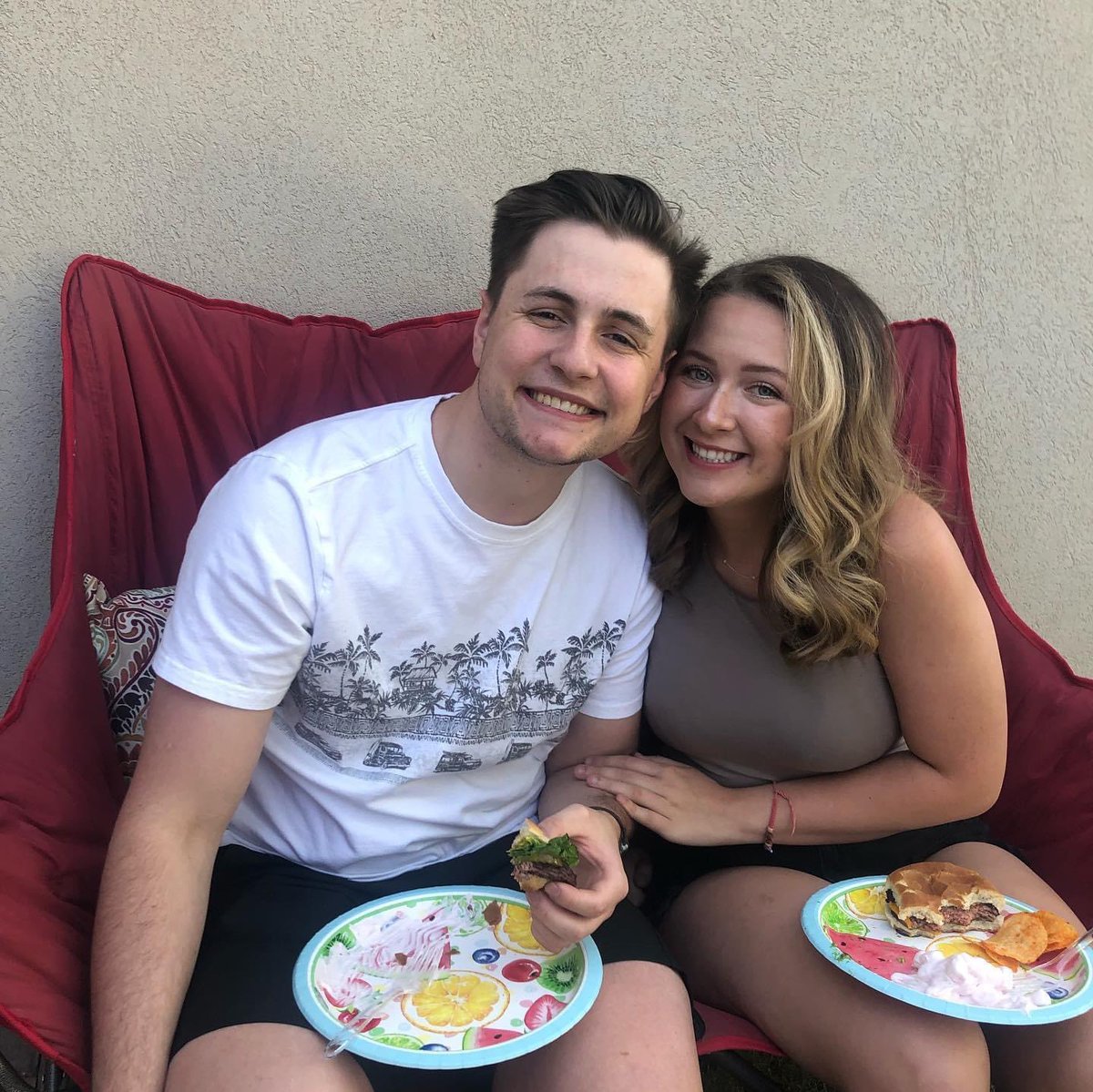 madalyn_erin's tweet photo. I love you, happy 2 year bubs https://t.co/ReskzWIG80