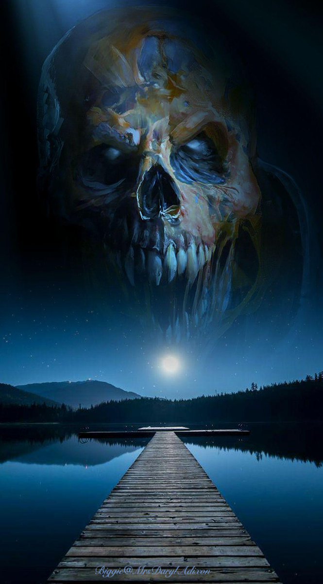 MrsDarylAdixon's tweet photo. I see a bad moon rising โป๐
#Mondaymidnight #horror #HorrorFam #GothicFamily #Metalfamily #SweetDarkness #Bizarreedtis #horrorart #darkness #Darksilence #DarkWhisper #darkart https://t.co/JiTUShmLoV