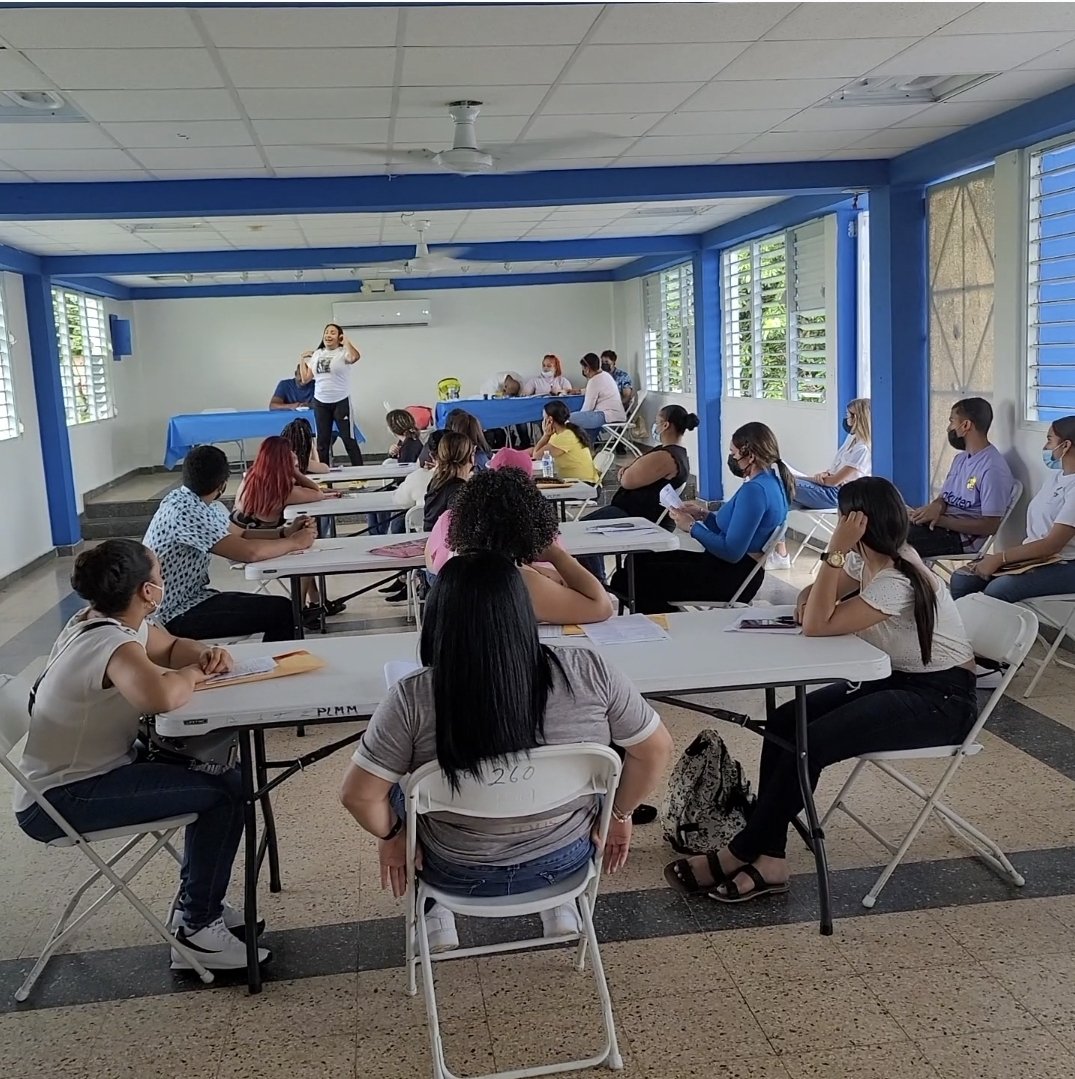 RicardoChinoRey's tweet photo. #RICARDOCHINOREY
#ELOBRERODEMIPRECINTO2
#SIEMPRESENTE
Agradecemos a la Senadora SJ @moran_nitza, @DTOP Alcalde SJ @Miguel_Romero_ tuvimos la oportunidad de coordinar, impacto D "Licencia de Aprendizaje", en la comunidad, Reparto Metropolitano #PRECINTO2
#NUESTROTRABAJOCONTINUA https://t.co/yVLwCfLIe4
