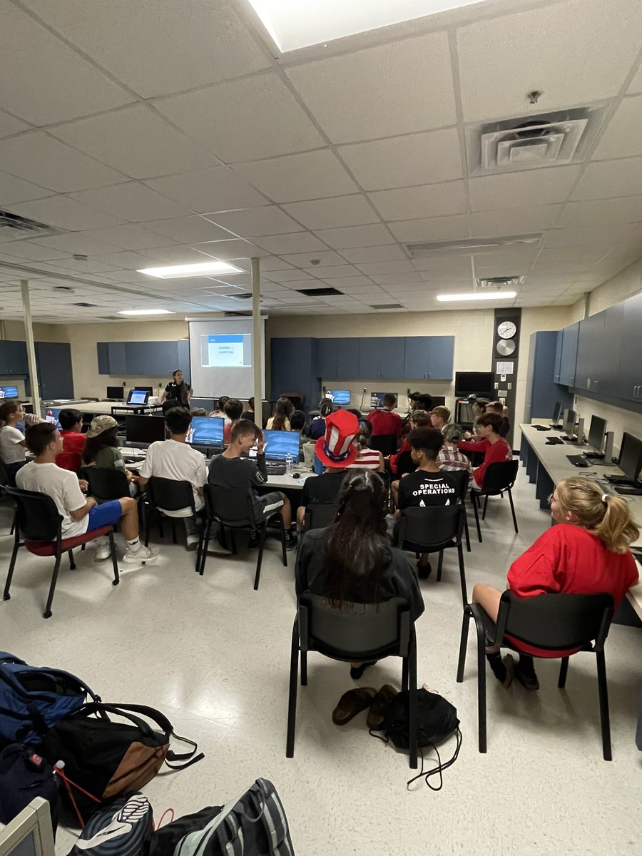 BdaleathleticBC's tweet photo. Great afternoon of PCA! #bullnation #xcounty #team @BloomingdaleSHS https://t.co/oxMNXGGkG1
