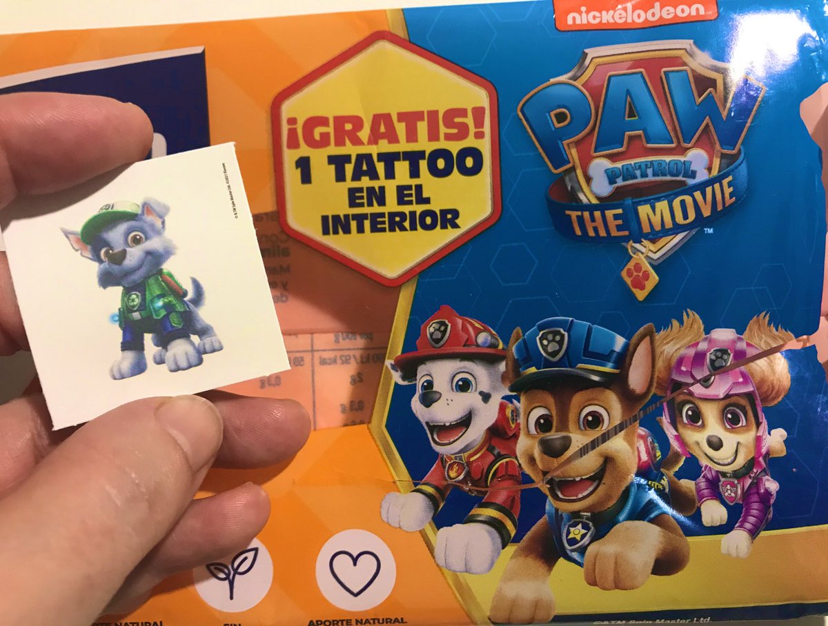 VodevilLimpieza's tweet photo. ¿Tienes más de 18 años y estás pensando en lucir en tu piel un #tatuaje? No te lo pienses más: los regalan en los palitos de cangrejo y quedan que ni bordados, y, para mi sorpresa ¡¡no duelen al ponerlos!! ¡Ya sabes qué novedad llevar a la discoteca este finde! ¡De nada! https://t.co/jOVkmCAIDn