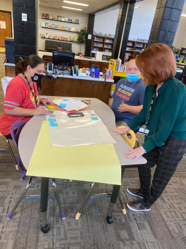 MonroviaElem's tweet photo. Collaborative teams spent their Monday afternoon back from Fall Break working to plan units of instruction for their students. There’s no doubting the dedication of this awesome group of educators! #15daychallenge #readysetforwardmcss https://t.co/5EPUU9dE37