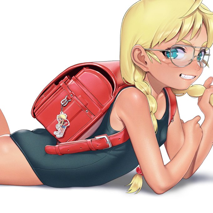 #秋だけどまだ全然暑いので水着絵再掲してもいい

今年はたくさん水着絵描いたね〜 