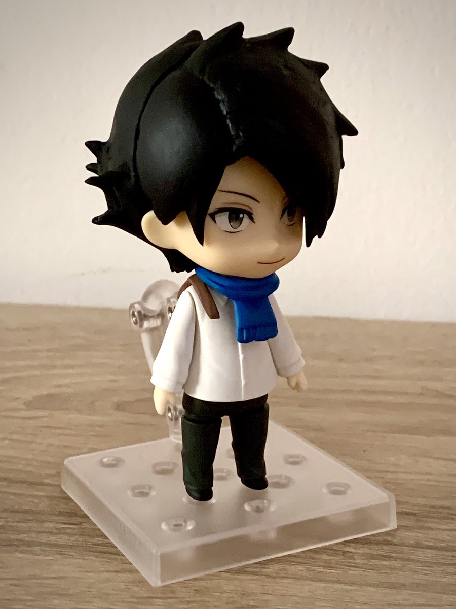 Hallsth_Eien's tweet photo. Well, I’m not a very patient person. So while I wait for GSC to give us an original Ray Nendoroid I made my own.  He’s Clearly not perfect but I loved the result ☺️💕

#ThePromisedNeverland #Nendoroid https://t.co/s1ig7cFxtp