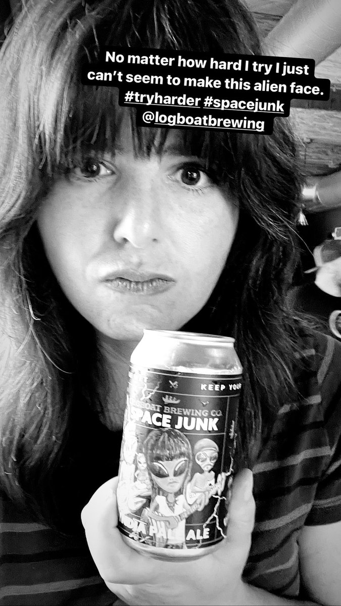 BethBombara's tweet photo. Do I look like Alien me? Trying so hard! @LogboatBrewing #spacejunkIPA #beer #microwbrew https://t.co/NejK9GCfDP
