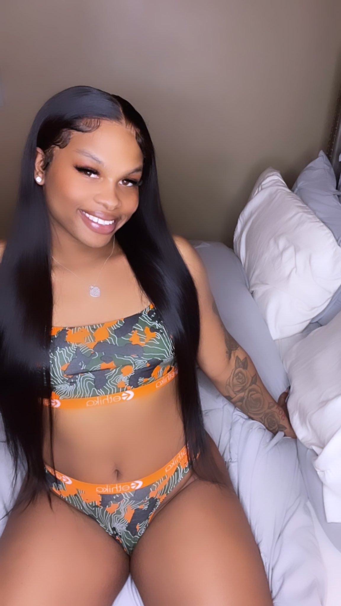 Head Huncho 😋 on Twitter: "Instagram: Msmariahmonay 😘 https://t.co