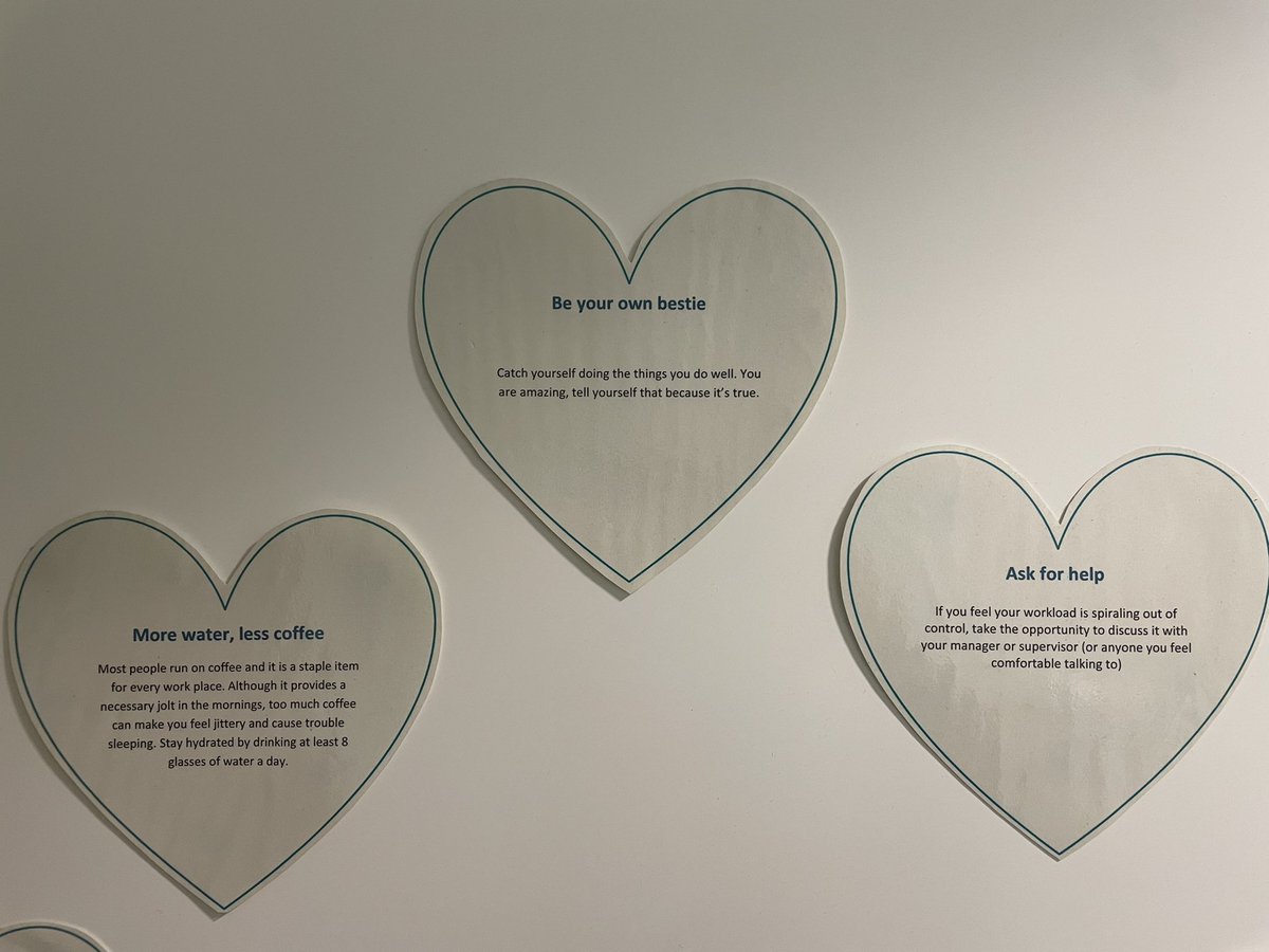 HarbourWard1's tweet photo. Looking after patients is our number one priority, but how about looking after yourself and your colleagues too?! here are some top tips for staying well at work 😁 #MentalHealthMatters https://t.co/gjgr2JngM3