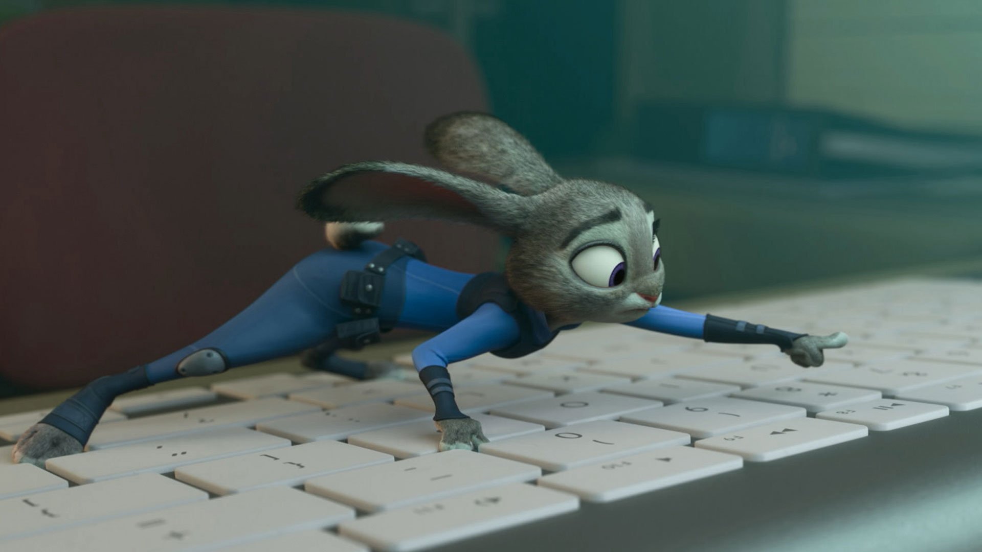 ディズニープラス公式 ボーナスコンテンツ 650本以上が登場 あの大作映画やシリーズの未公開シーン 特典映像など10月27日より配信開始 今後も続々追加 配信作品の一例 ズートピア 未公開シーン 捜査開始 2分の1の魔法