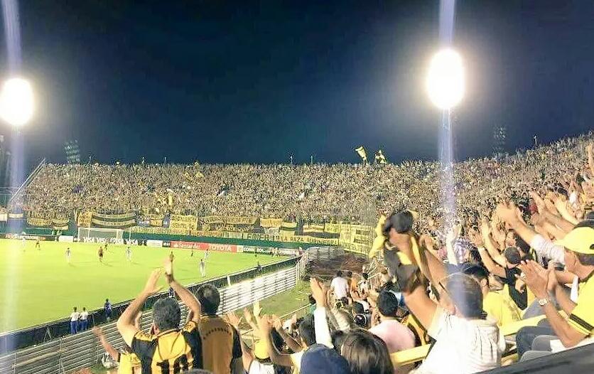 Feliz aniversario al Gran pueblo Aurinegro!!! Salud y éxitos a sus directivos, jugadores, funcionarios y a la Maravillosa Raza Aurinegra... gracias por abrirme las puertas día a día para llevar la info a cada uno de sus hogares!!! Son Grandiosos!!!! A disfrutar. 💛🖤💛🖤💛🖤💛🖤