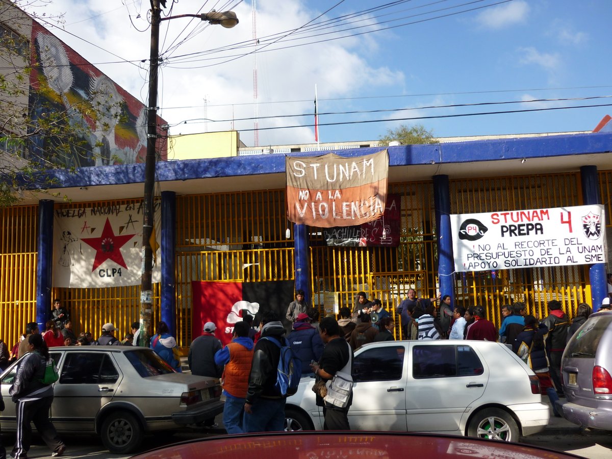 Comité de Lucha Prepa 4 UNAM tweet media