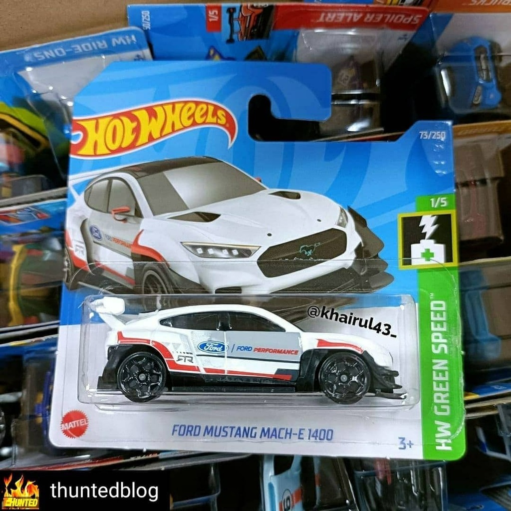 AToyZ_'s tweet photo. Reposted from @thuntedblog  The new Ford Mustang Mach E from 2022 mix C. Soon on stores.

Follow also @salaodiecast and @mgminis 

#Repost @khairul43_
...
FORD MUSTANG MACH E 1400.
(im not seller/not mine).
#hotwheels #persatuanhotwheelsmalaysia #hotwhee… https://t.co/CHdB3S8gkw https://t.co/EjliXjM0WN