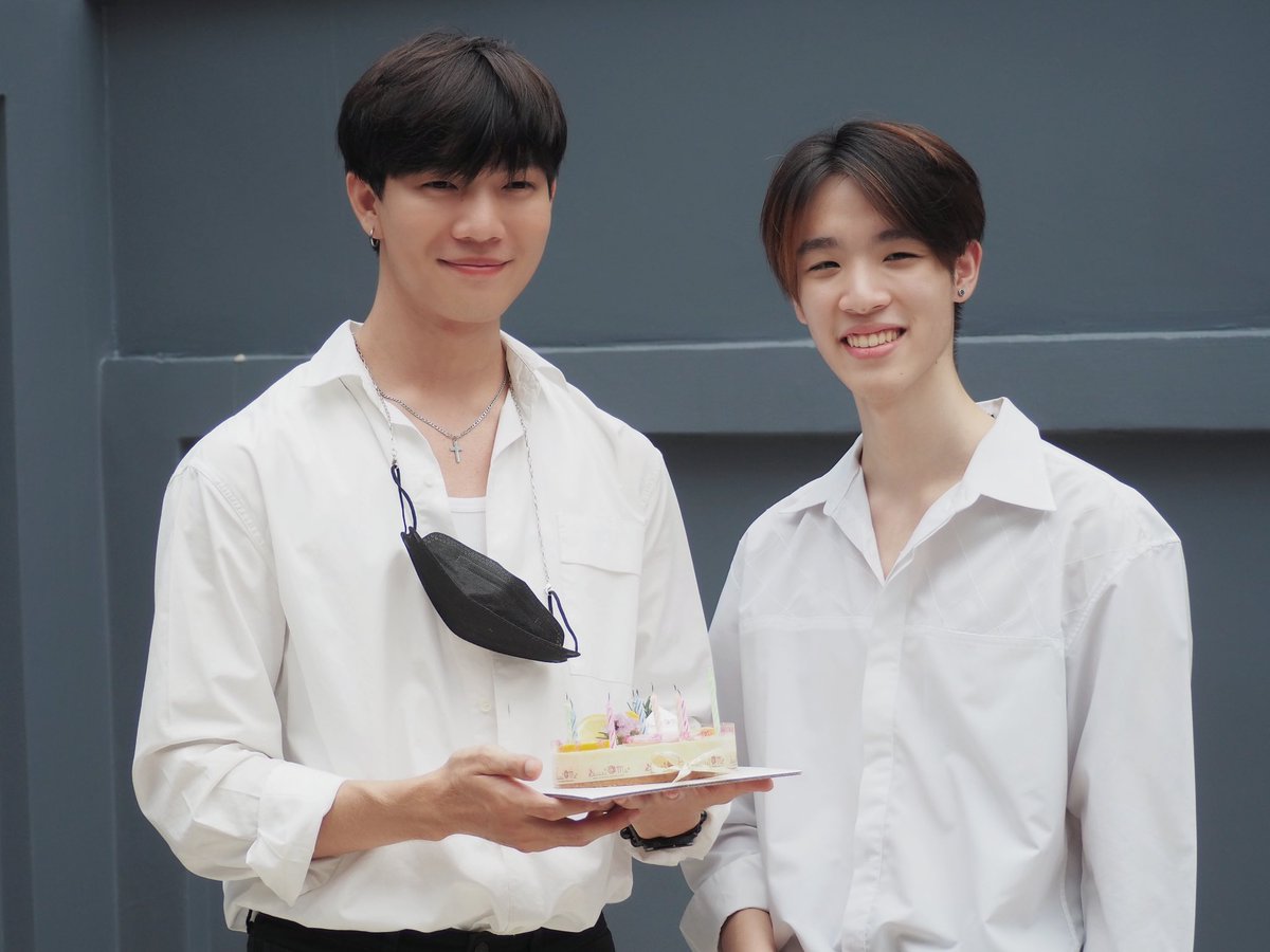 boyyent's tweet photo. เก็บตกวันเกิดพี่โบ๊ทค้าบ @yong_yutt 
IG : _hpkenji 
#TimMhaiSATS #ทิมไม้
#secretadmirertheseries
#แอบมองแอบจองรัก
#boyyent #ch3thailand https://t.co/5bmLkoQ31k