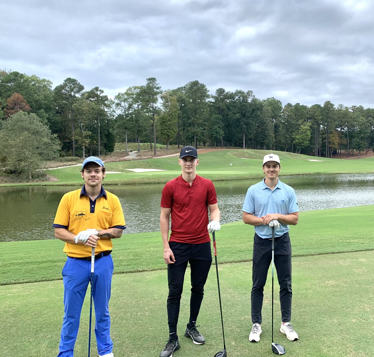 Canes's tweet image. Huge Caniac, Harry Styles