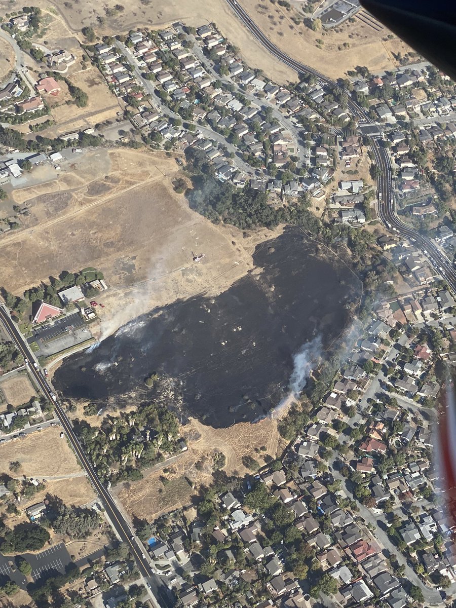 calfireSCU's tweet photo. #SierraIC [Update] Per CAL FIRE Air Attack 460 out of Hollister, 8 acres in grass, slow rate of spread. Cancelling fixed wing and continuing ground resources. @SJFD https://t.co/36yHhxPnci
