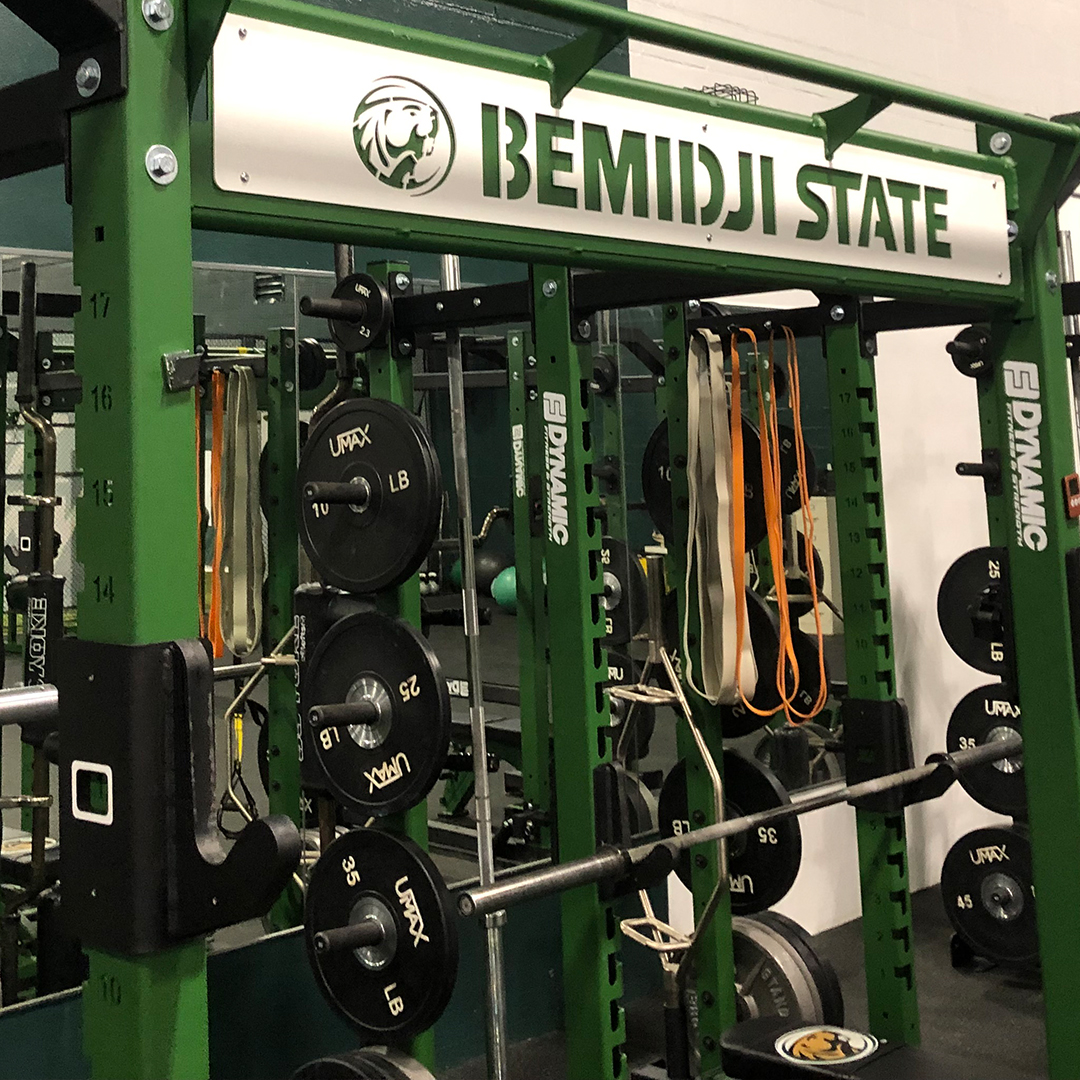 DynamicFandS's tweet image. Beaver Pride! Bemidji State U in MN has over 5,100 students and boasts a Hockey program with the highest winning % of any NCAA Division I team. These athletes strength train on Dynamic equipment and we couldn&apos;t be happier.

#BeaverTerritory  #MoreStrengthPerSqFt #DynamicSpotlight