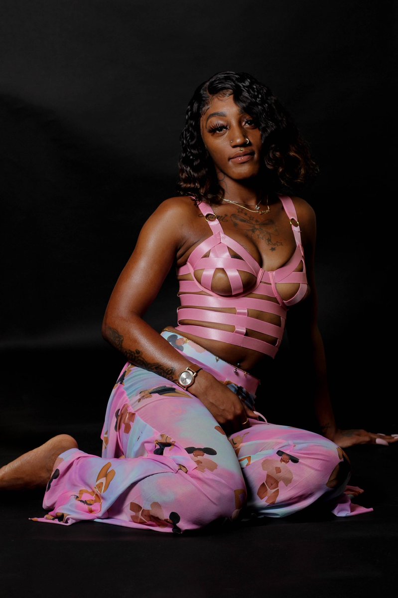 Dɪᴍᴘʟᴇs ♡ tweet media