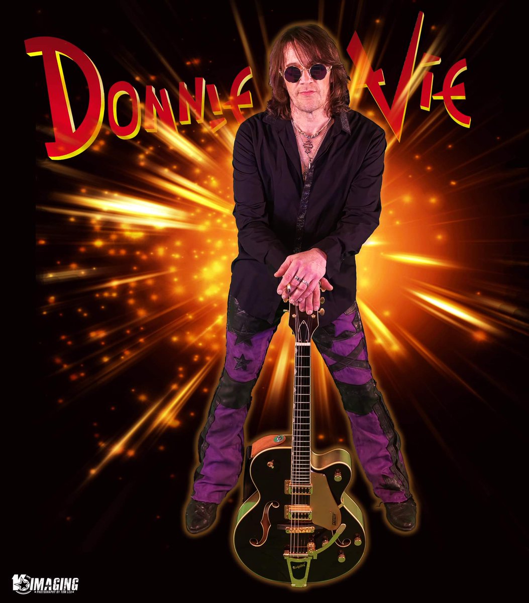 ReneeScroggin's tweet photo. Former lead singer of EnuffZNuff, Donnie Vie, has a new tune! Listen here!👇 https://t.co/oKYHIsl9z3. #donnievie #enuffznuff #hardrock #powerpop #poprock #chicagorock #80srock #newthing #flyhighmichelle #kingofpowerpop
#newrelease #greatsinger
https://t.co/vqcuiRkqnU https://t.co/zl6s8MOc7O