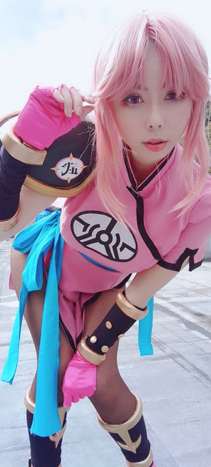 Twitterのコスプレ画像16