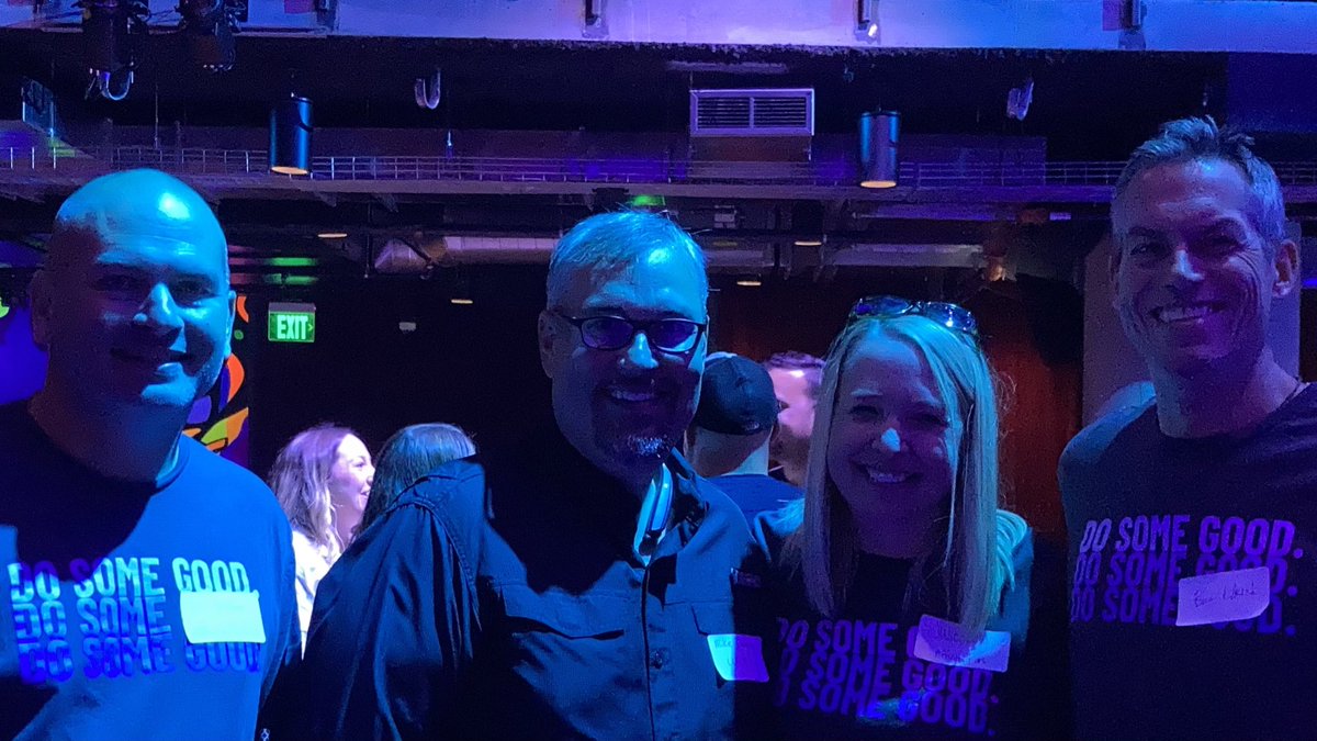 Affinity_Plus's tweet photo. Thank you @mncreditunions and United Financials Making Difference (UFMD) for supporting and celebrating credit unions volunteering today!
#PlusItForward #CUForwardDay https://t.co/is6ozW4zUu