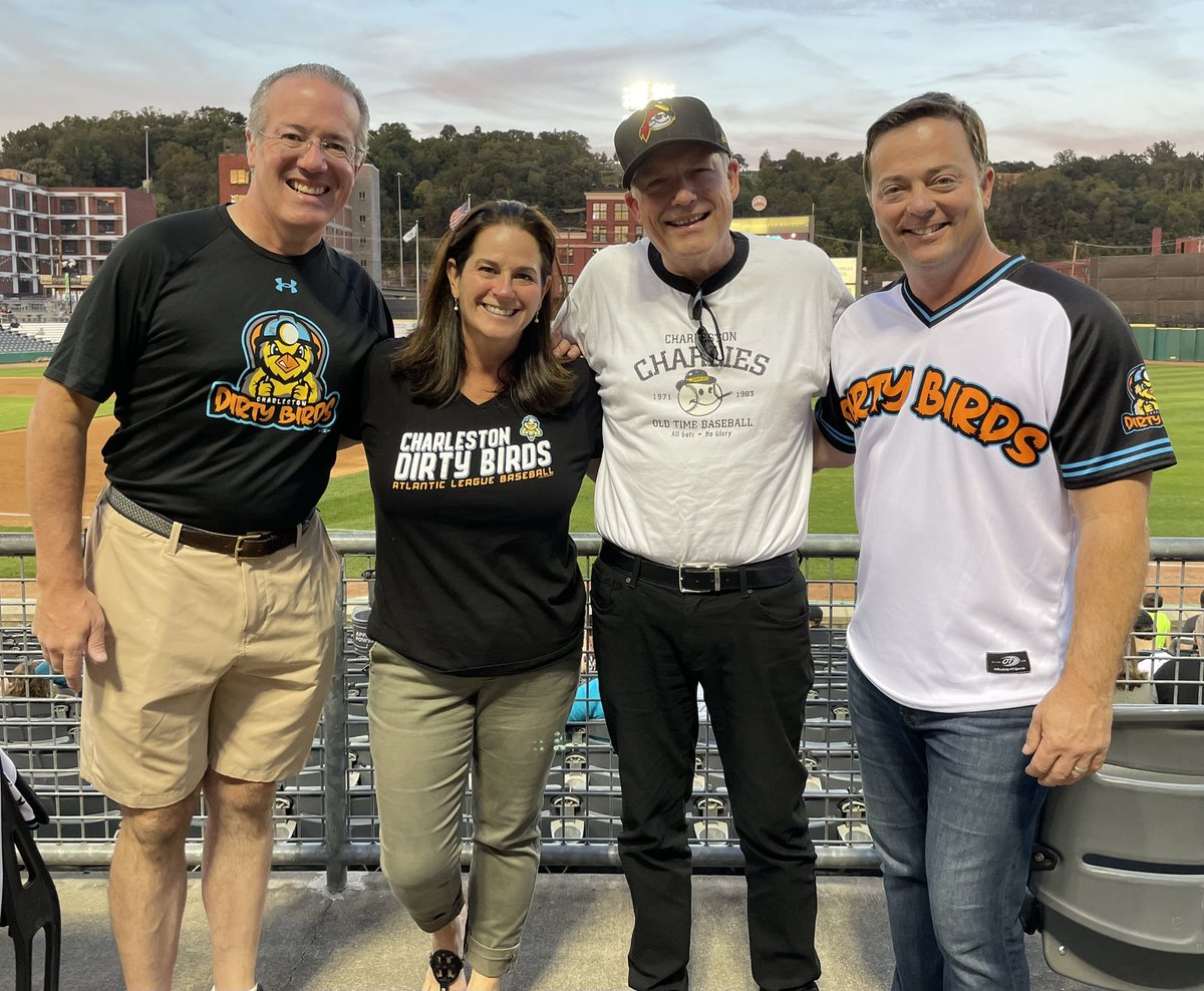 ANR57's tweet photo. Great night for October playoff baseball in Charleston withCommissioner @BenSalango, Mayor @AmySGoodwin, and @boothgoodwin! https://t.co/EJqATZZIMg