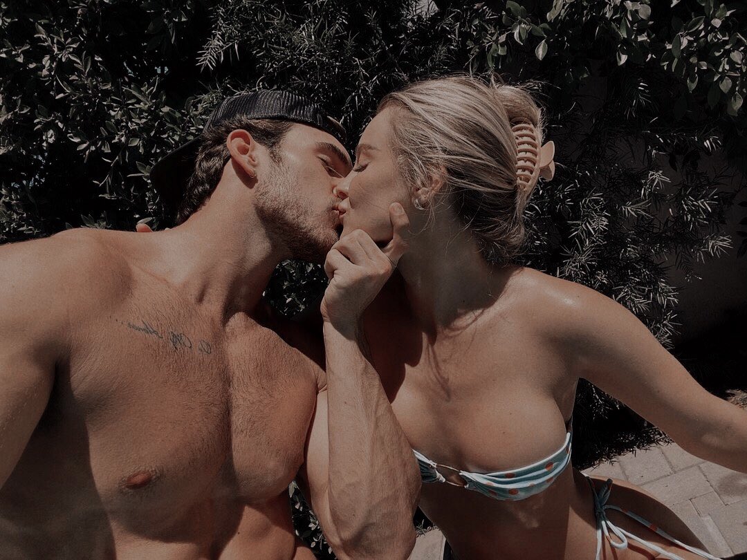 ⠀
ㅤㅤㅤ ───┈   ˖   ʏou’re  𝒕𝒉𝒆  𝒐𝒏𝒆  ᴛhɑᴛ  ı  long  ᴛo  kıss  ‹  bɑbʏ  ʏou’re  𝒕𝒉𝒆  𝒐𝒏𝒆  ᴛhɑᴛ  ı  reɑllʏ  mıss  ❜  ʏou’re  𝒕𝒉𝒆  𝒐𝒏𝒆  ᴛhɑᴛ  ı’m  dreɑmıng  of  *  bɑbʏ  ʏou’re  𝒕𝒉𝒆  𝒐𝒏𝒆  ᴛhɑᴛ  · · ·  𝓛𝒐𝒗𝒆.
ㅤㅤㅤ