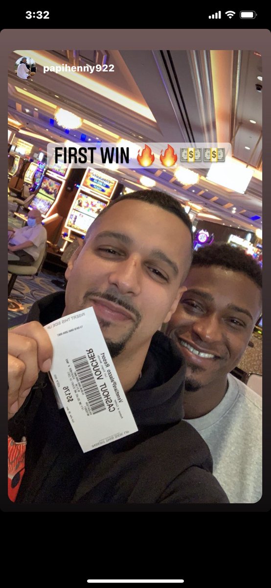 Melvin_Speaks's tweet image. It’s my bday week and our anniversary month all in one. Vegas you already starting off Right!! 5 years and counting 🙄🤷🏾‍♂️😂😌😭❤️ #BdayWeek #Anniversarymonth