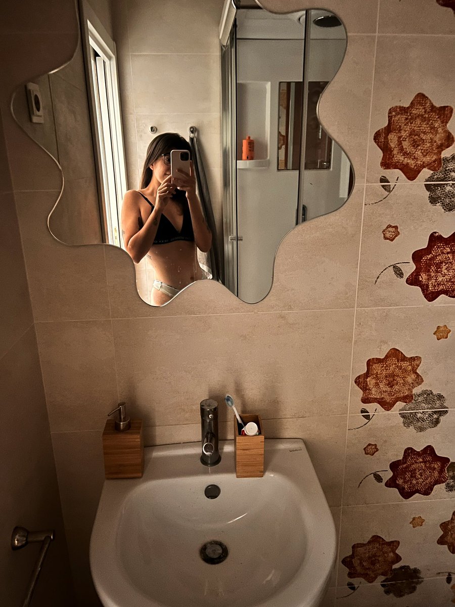 _laramrtnz_'s tweet photo. ❤️‍🔥 https://t.co/pTOuTKph2z