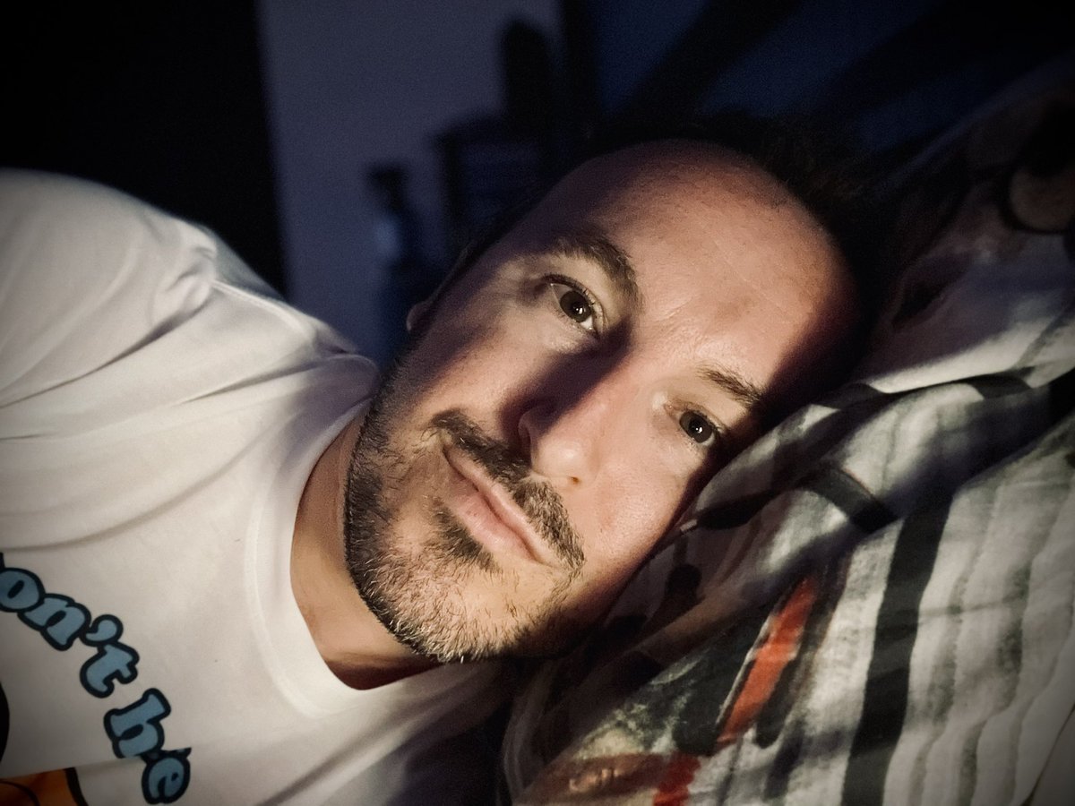 nothing_human's tweet image. Time for bed. Gonna chill with some more classic #DoctorWho

Moving onto #PlanetOfEvil tonight. Goodnight tweeps!