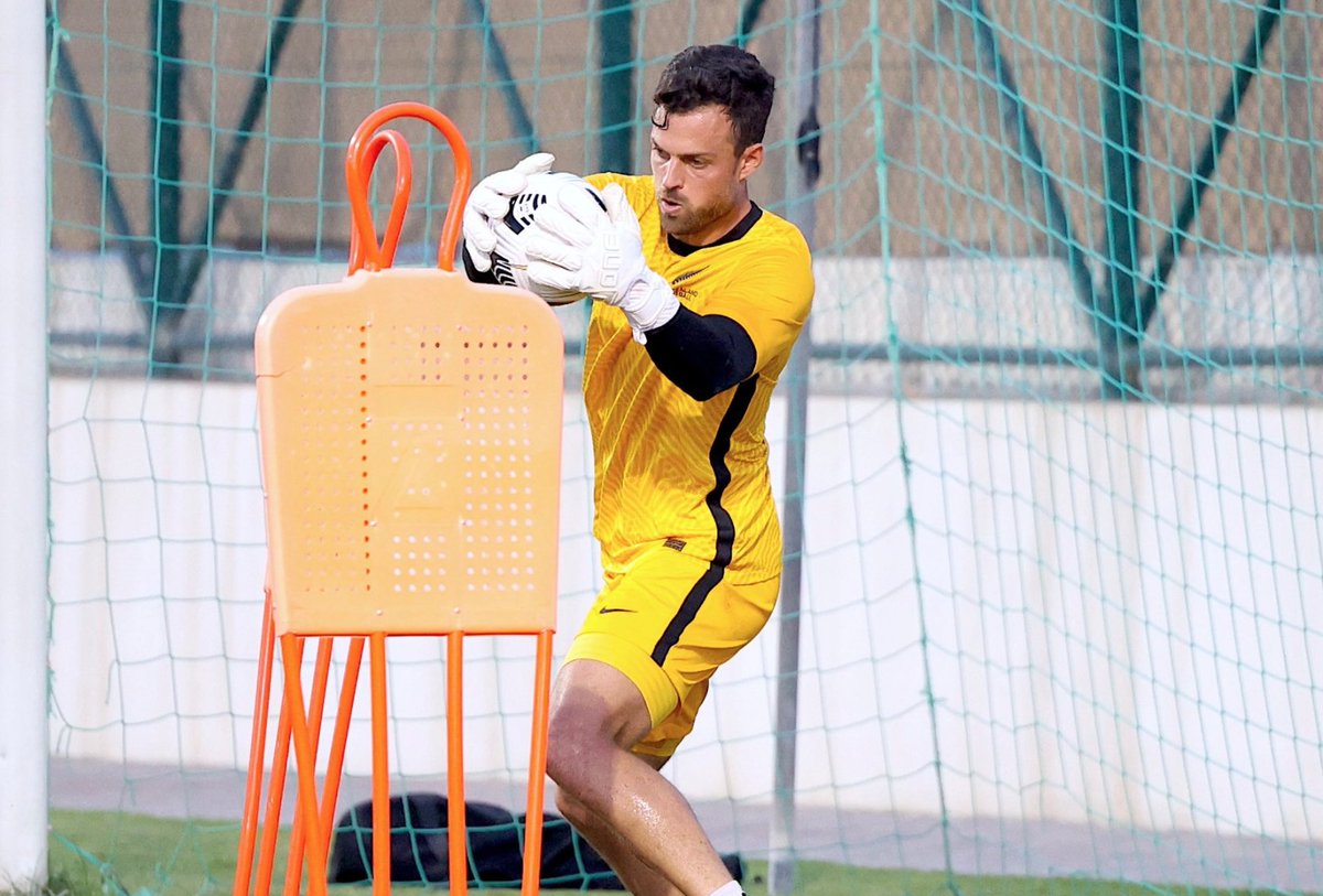 KingsC_Football's tweet photo. Congrats to former @KingsCollegeAk 1st XI Football goalkeeper Stefan Marinovic who earned his 26th cap for the All Whites in their 2-1 victory over Curacao. https://t.co/tQLeU6J66b
