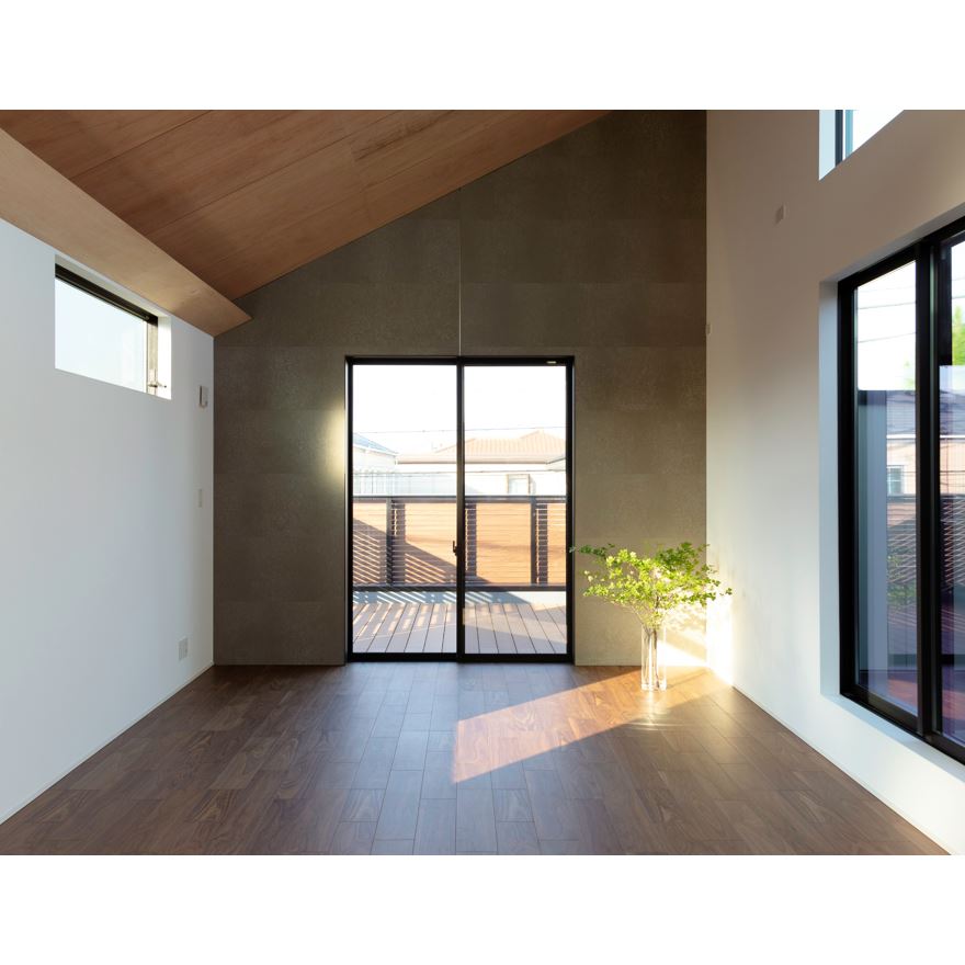 moritaalumi's tweet image. ＼ #fitbase の姉妹製品／
#fitframe はアルミ製の極限まで薄い窓枠です。

角をあえて尖らせることで、洗練された見た目に。
ワンランク上のお部屋に仕上げることができます。

#森田アルミ