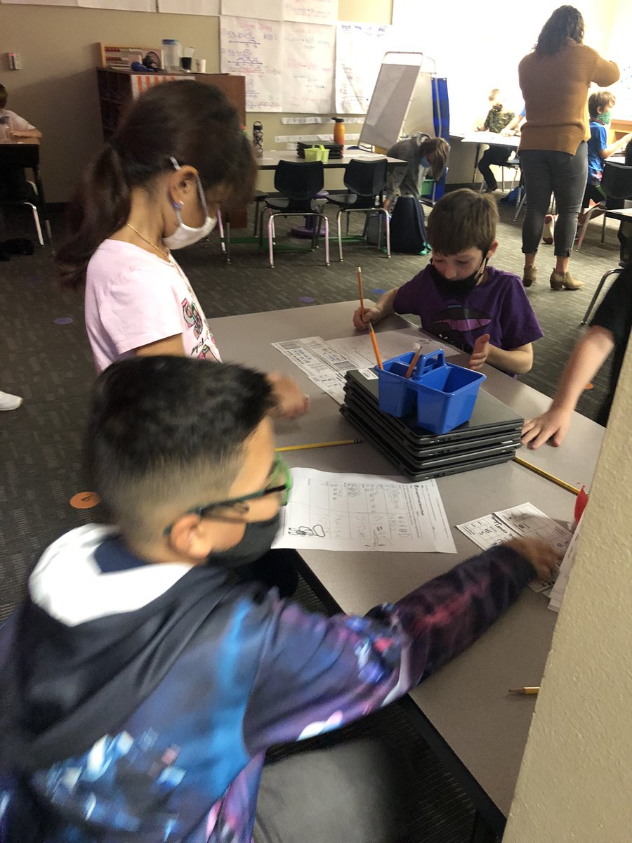 Mariah Schroder tweet media