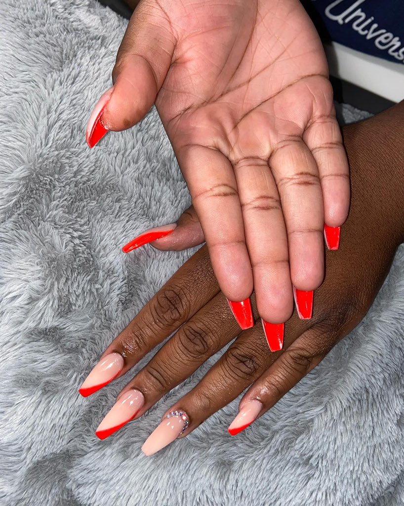 __JellyG's tweet photo. Y’all lovin the red bottoms 😍
.
.
.
#Jellousnails #SoooJelly #jacksonmsnailtech #chicagonailtech #naildeals #fall #hocoszn #jsu #jsu21 #jsu22 #jsu23 #jsu24 #hindscc #tougaloo #nailjourney #nailart #longnails #freestylenails #naildeals #nailaddict #coloredacrylics #gelpolish https://t.co/bGGLDFDa4Z