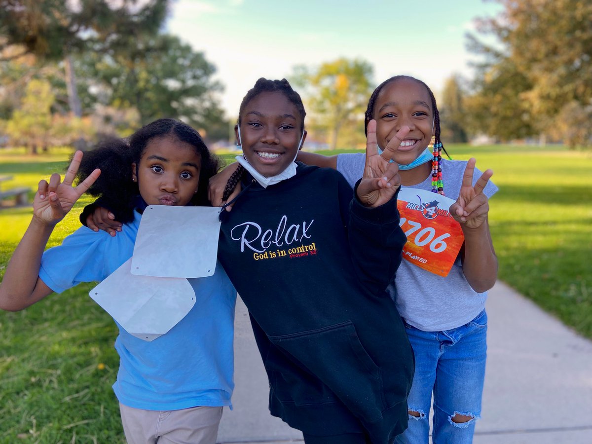 BroncosOffField's tweet photo. .@jsimms1119 and @PjLocke4 showed up to kick off the inaugural Miles for Miles walk week and get some steps in with the @Broncos @BGCMetroDenver Club 👟

#BeAChampion x #PLAY60 https://t.co/1xtbBhmJFV