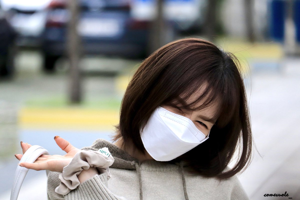 comevuole_'s tweet photo. 211011 웬디 출근

#웬디 #WENDY
#레드벨벳 https://t.co/nBZZtGzVul