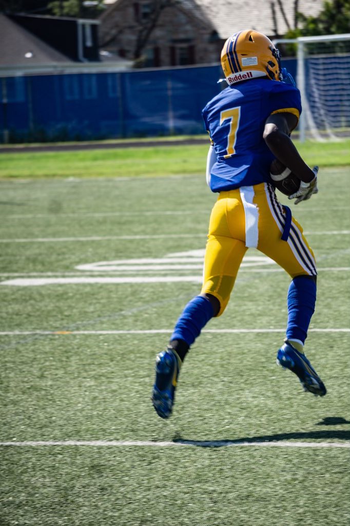 N0bodysFavorite's tweet photo. Dear Keion, take care of E7 for me while y’all are up there and show him the way🤞🏽. I will miss you both💔 #KC29💔 #7strong💔 https://t.co/OT4OFRx9Tb