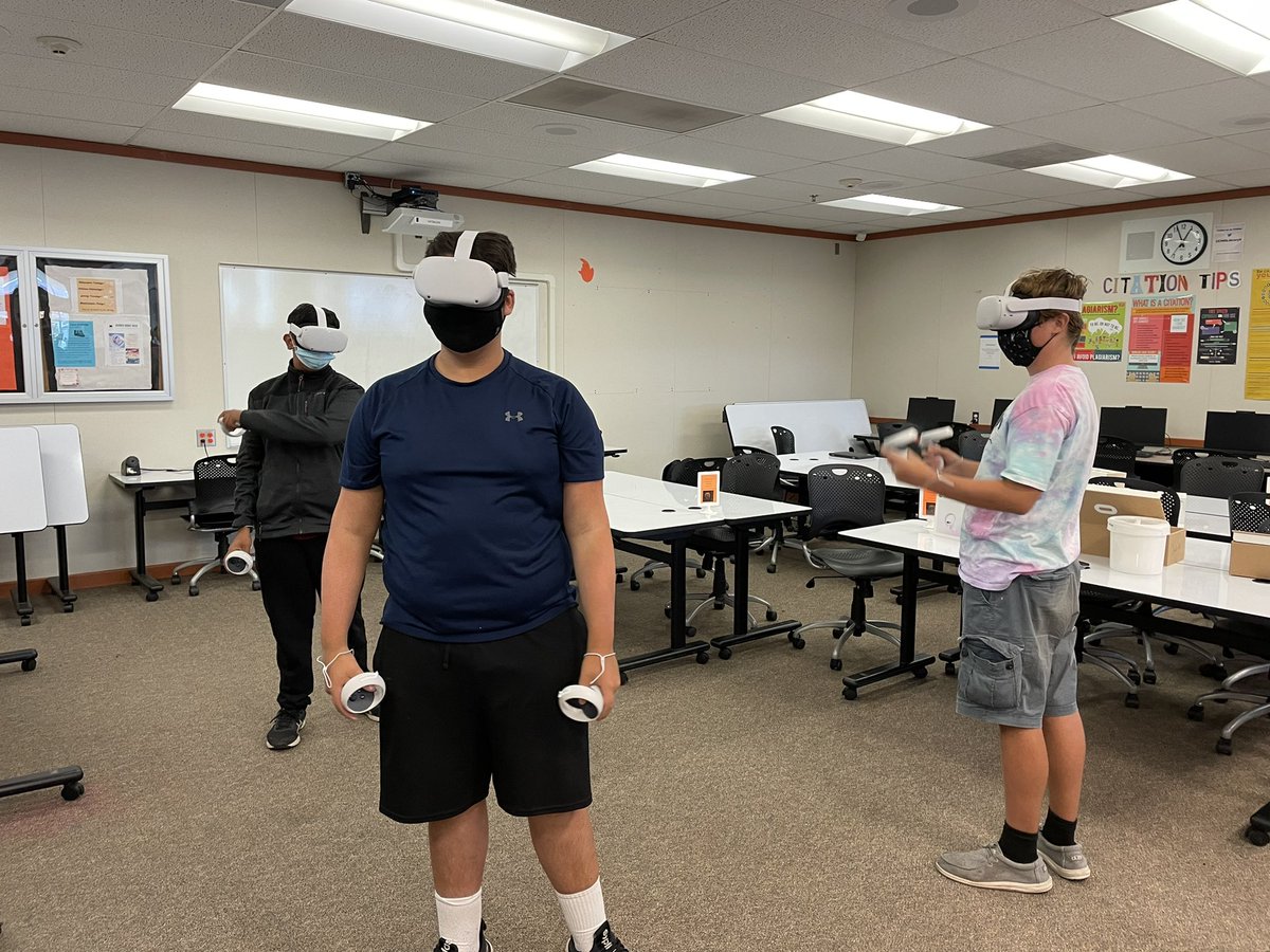 Got our #VR stations up and in action! Thanks to our many students who offered advice and were willing to be test subjects. #SRVUSD #SRVLibraryLove