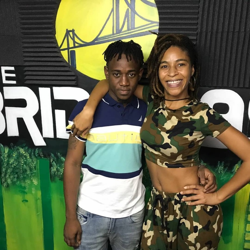 #bridgenation look who stopped by the 99, a refreshing artiste <a href="/peshdon/">Pesh Don</a>
The entertainment queen 
 @nikkizlive loves his musical talent and says he's definitely in the crossover 💥

Irie Jam Radio and The Bridge 99FM runs the world! 🌉 🇯🇲 🔥 

Follow the… instagr.am/p/CU6Eo-4ABTQ/