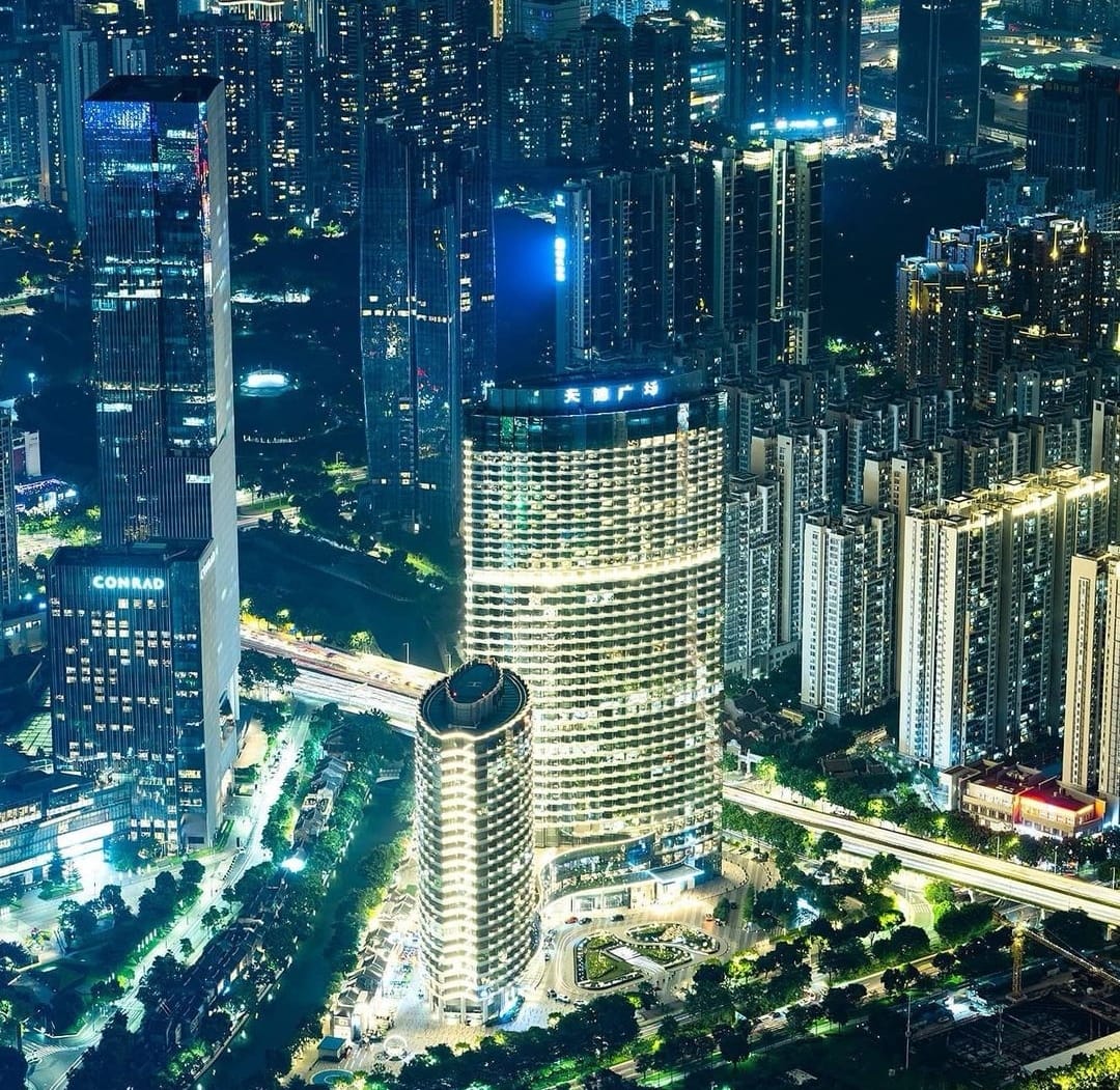 WindowonChina's tweet image. #جوانزوا #الصينية ليلًا 🇨🇳
#سياحة #سفر #الصين #نافذة_على_الصين
 #中國 #China #Window_on_China  #中国之窗