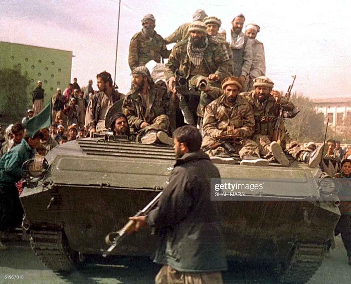 Атака на пентагон 11 сентября. 2001 11 13. Башни втц 11 сентября 2001. (10-1 7/15 ) 2 4/7. Календарь 2004 года.