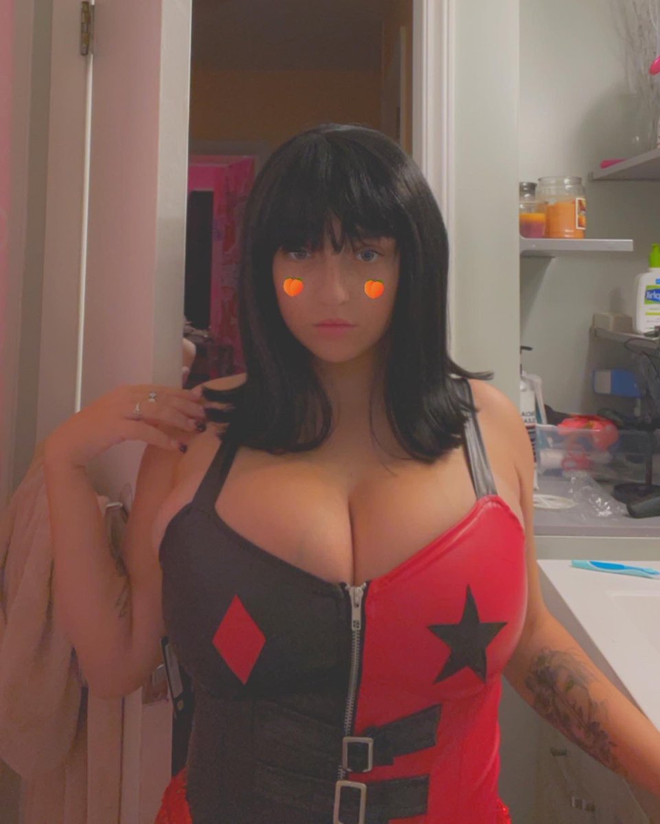 BrookeMattson6's tweet photo. Go check out more Halloween content on my OF!! 

https://t.co/9D1kKB8YHb https://t.co/KgqmsGc5Ob