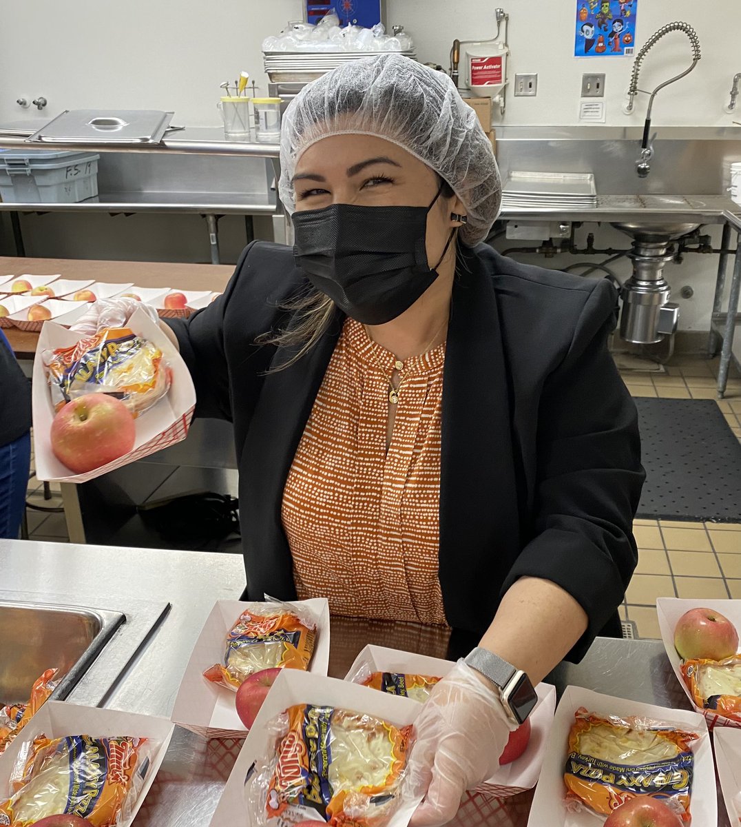 Alisa Trakulboon tweet media