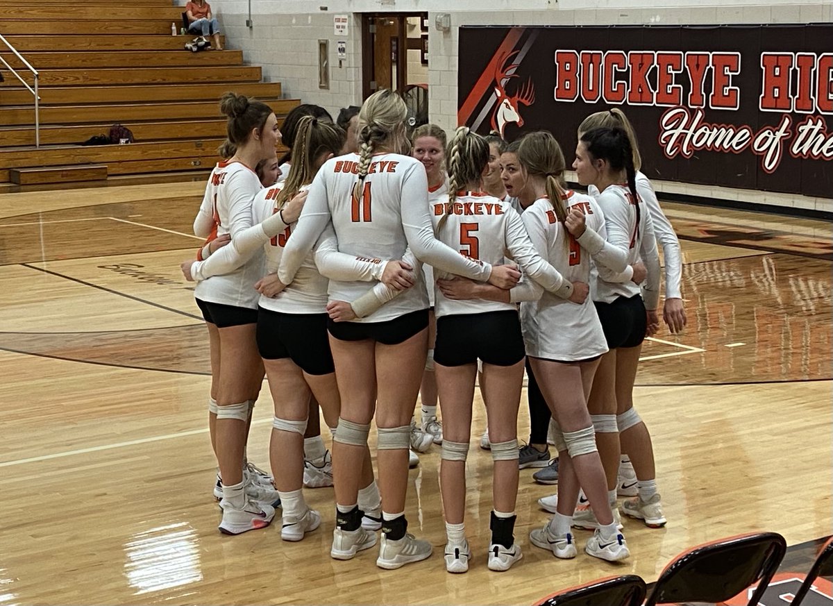 VB: <a href="/BHSAthDep/">Buckeye Athletics</a> 25-25-25, <a href="/VFAthletics/">Valley Forge HS</a> 9-17-15 … Autumn Meyer 19 KL, 8 BK / ⁦<a href="/AnzevinoBella/">bella anzevino</a>⁩ 2 AST, 2 ACE, 7 D / Paige Knittel 8 AST, 10 PTS / <a href="/casey_cash15/">Casey Cash</a> 2 KL / ⁦<a href="/cassiegirardd/">Cassie Girard</a>⁩ 5 D / ⁦<a href="/KaitlynLetner/">Kaitlyn Letner</a>⁩ 2  KL, 2 BK / ⁦<a href="/BuckeyeHS/">Buckeye High School</a>⁩ has won 4 of its last 5