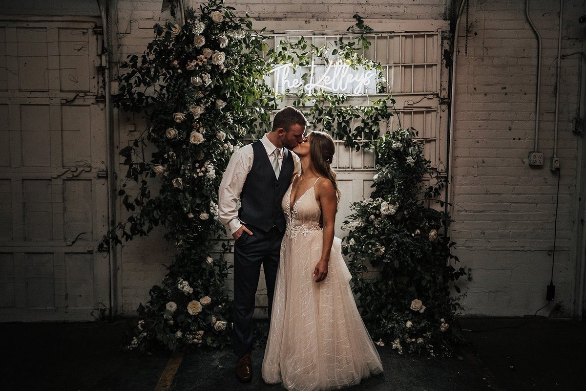 Rachel_Gill18's tweet photo. hi Twitter. It’s been awhile. I got married. That’s my update. https://t.co/wgIxc1IJZk