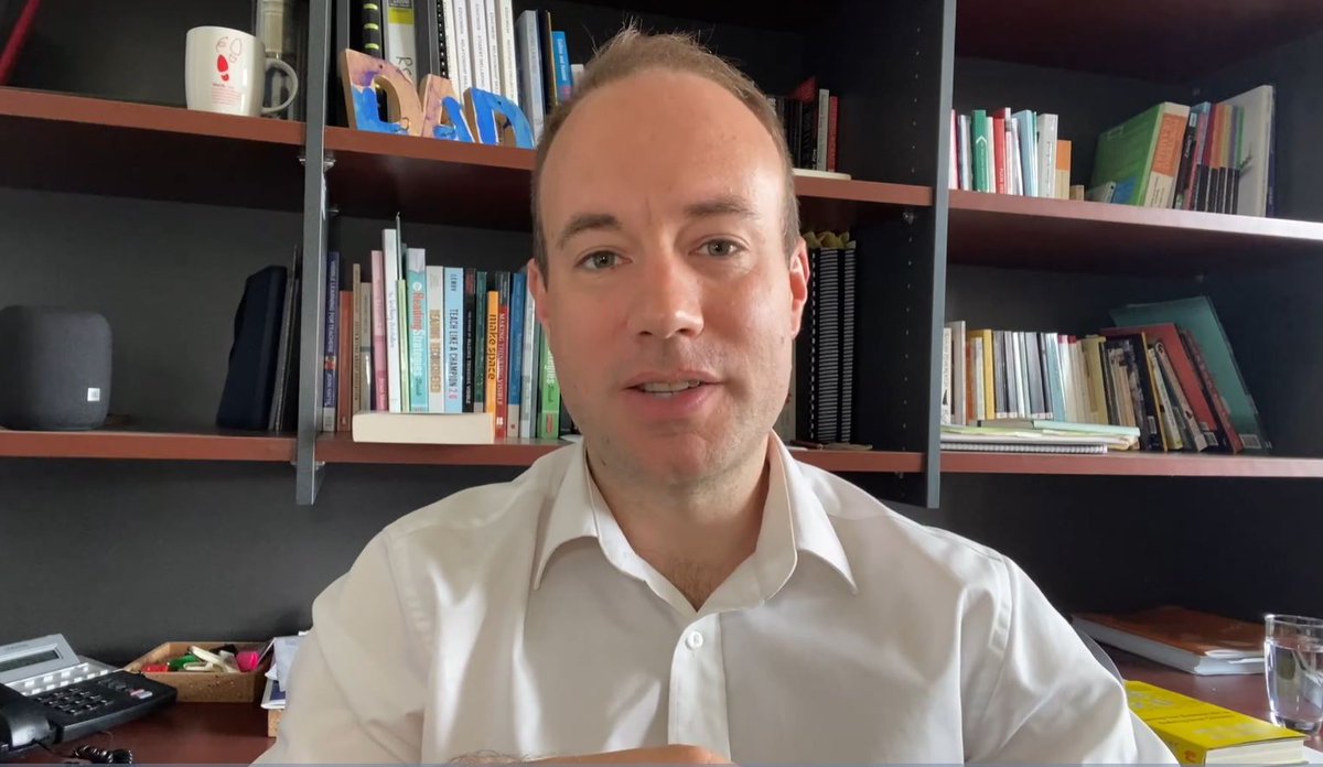 What is conferencing and why is it effective in providing feedback to individuals and small groups of students? Our author, Leon Furze, share his insights and tips in this short video: ow.ly/N8Ff50GpLyw. 🤓

#aussieEd #feedbackmatters #education #teacherstips