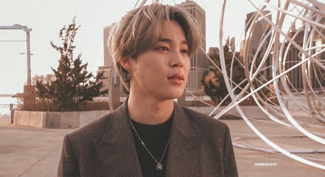 KTHCON's tweet photo. Jimin Day Tomorrow 💜 #HeartsForJimin Are You Guy's Excited 😁 https://t.co/PV6xzvg5jz