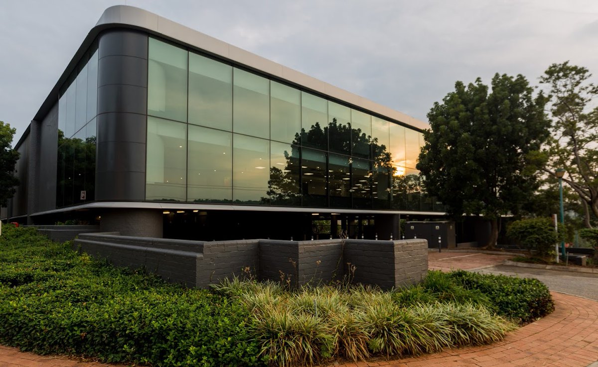 MowanaProp's tweet photo. Interested in letting the Kasteel park office? Contact Bernard for more info on 011 073 6800.

GLA: 24 432.47 m2
Location: Erasmuskloof Pretoria
Vacancy Level: 29,97% vacant
Building classification: A-grade
Parking ratios: Covered R700/bay|| Shaded R600/bay ||Open R500/bay https://t.co/tPj8B2Tjak