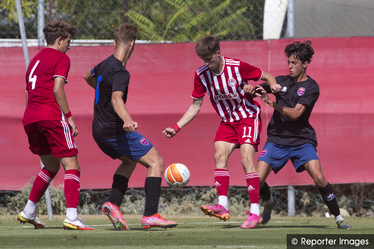 Super_League_GR's tweet photo. Ολυμπιακός-Πανιώνιος 9-0 για το Πρωτάθλημα Super League K17 / Super League U17: Olympiacos-Panionios 9-0
#slgr #u17 #matchday6 #olypgss #Olympiacos #Panionios https://t.co/82fL1NEN7Y