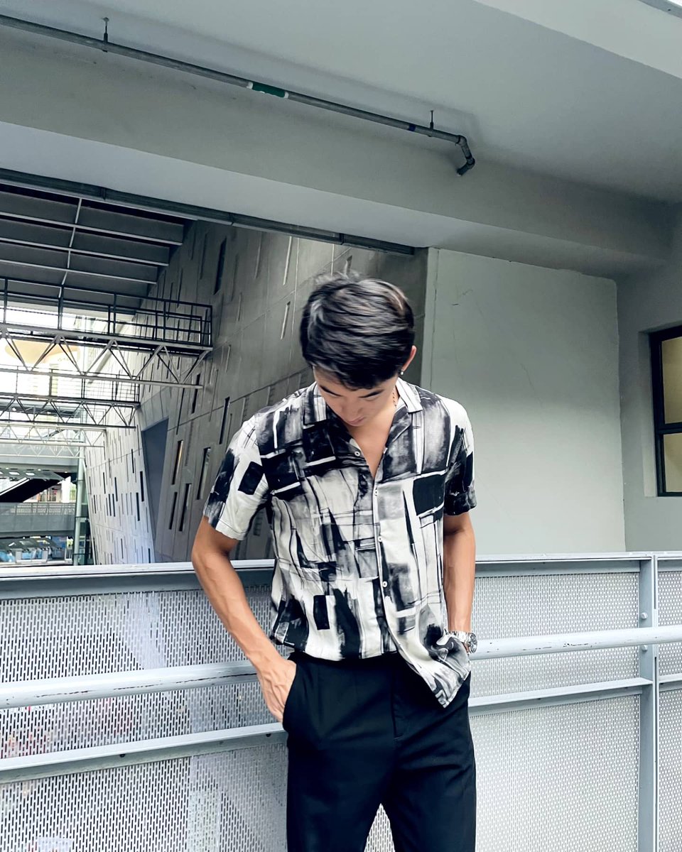 EstRvp's tweet photo. Lookin' down👀 
#ESTEAM https://t.co/2AtEJ1Axpi