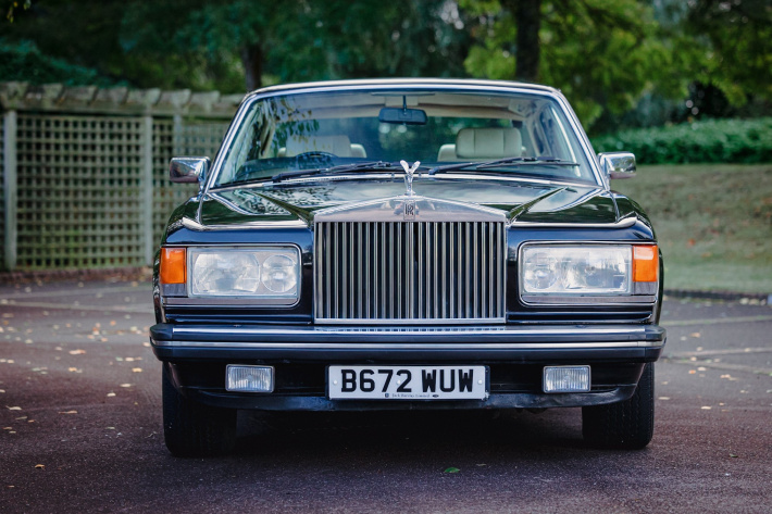 andypoulton's tweet photo. Mind you, if ole @Only9built is looking for something more #Wafty then he could always take a punt on this Roller, it's a 1986 Silver Spirit and is being sold with no reserve https://t.co/Jxi2Jhe5Kw